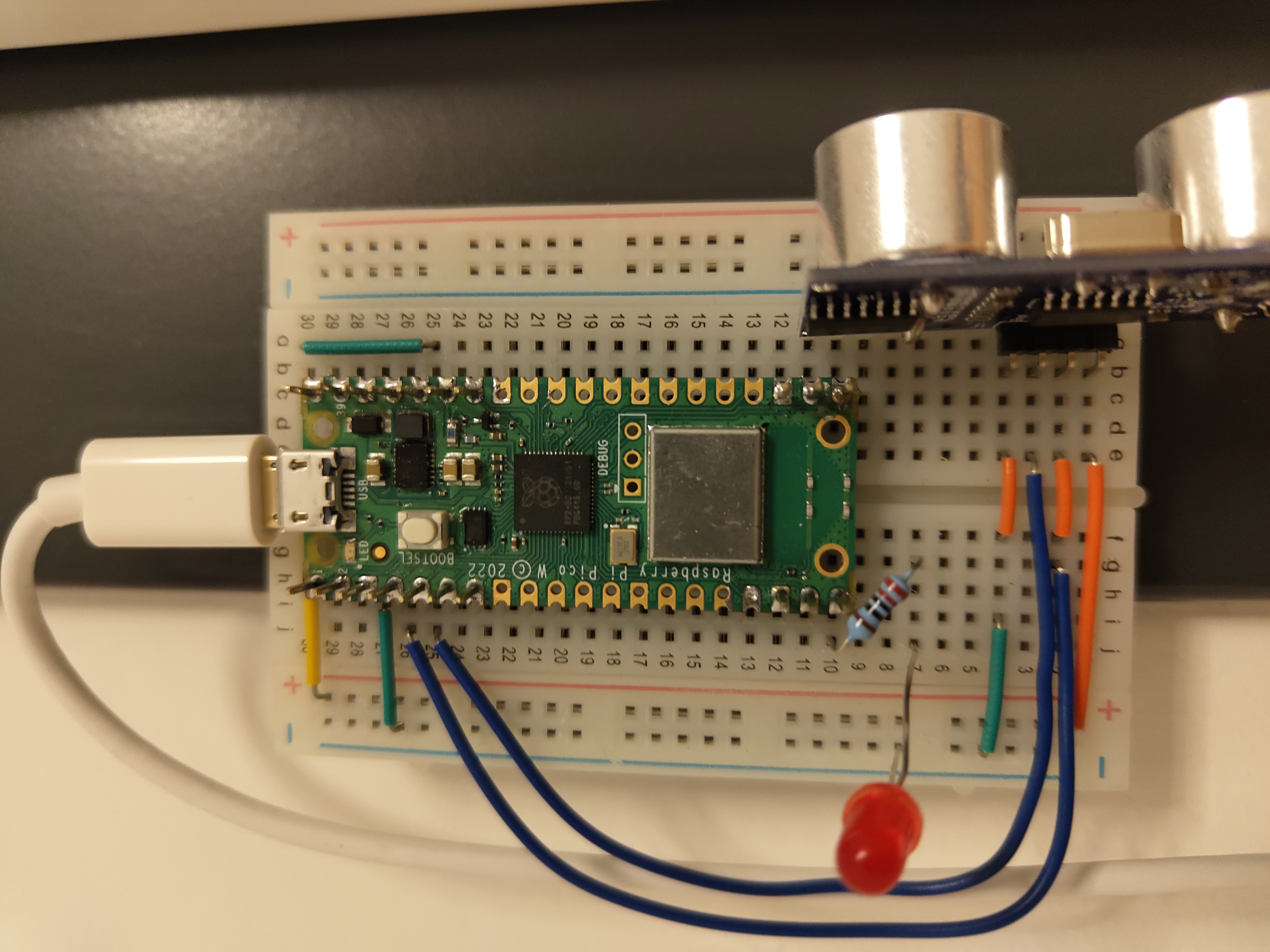 Close up door alarm peripheral device close up